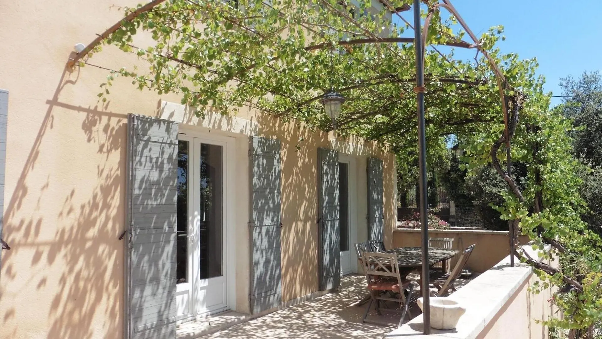 Pretty, Spacious Holiday Home With Private Pool Villes-sur-Auzon